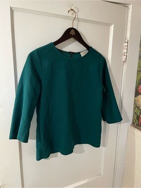 Everly Emerald Green Textured Blouse - Size Small - EUC